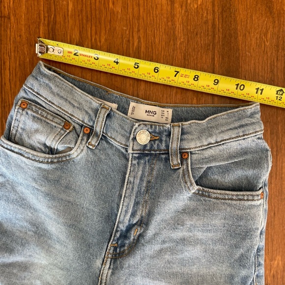 Flattering Mango Mom Jeans - Picture 5 of 5